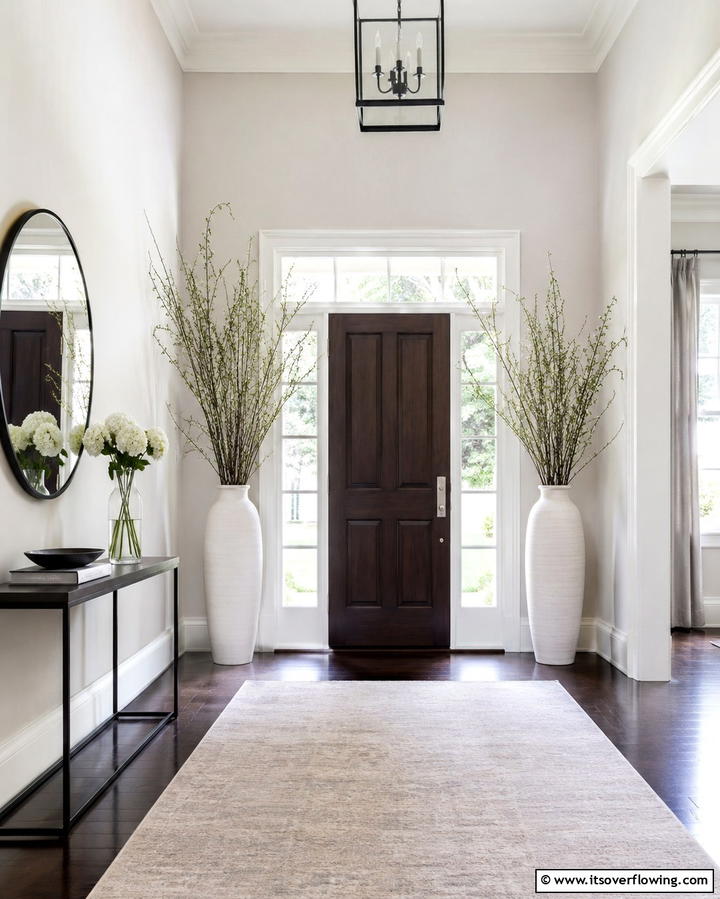 Entryway Elegance with Tall Vases - 25 Large Floor Vase Decoration Ideas for Stunning Interiors