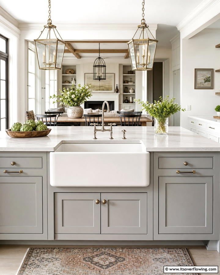 Farmhouse Sink Charm - 25 Traditional Kitchen Ideas for Timeless Elegance