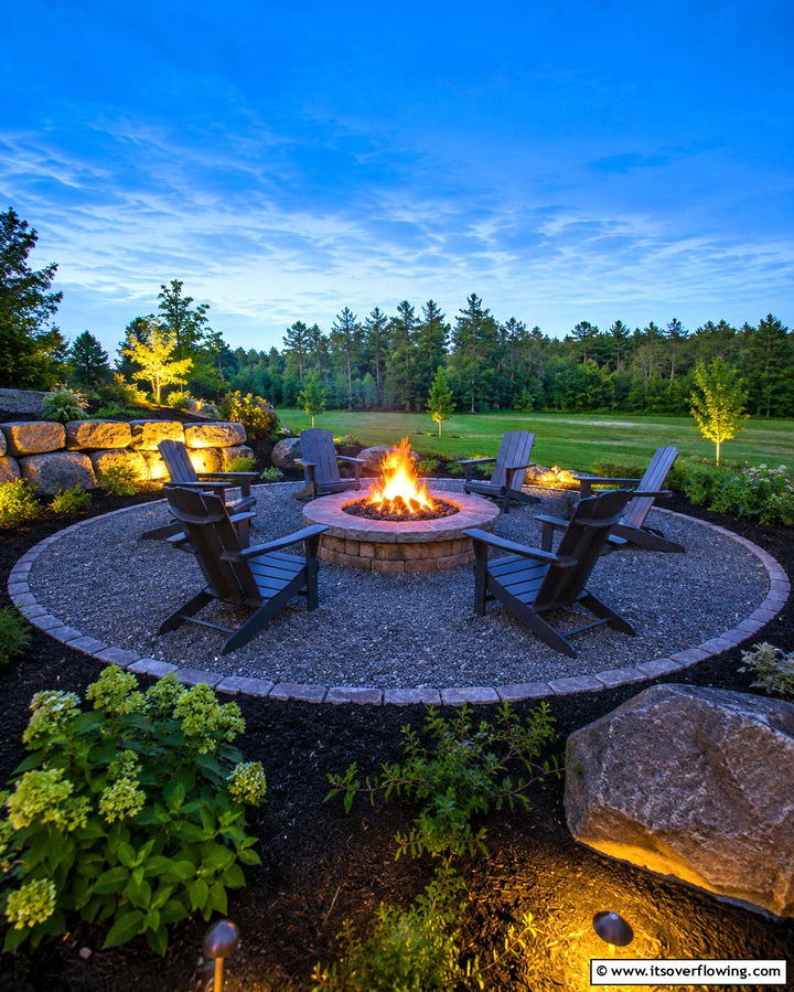 Fire Pit Surrounds - 25 Pea Gravel Walkway Ideas for a Charming Garden Path