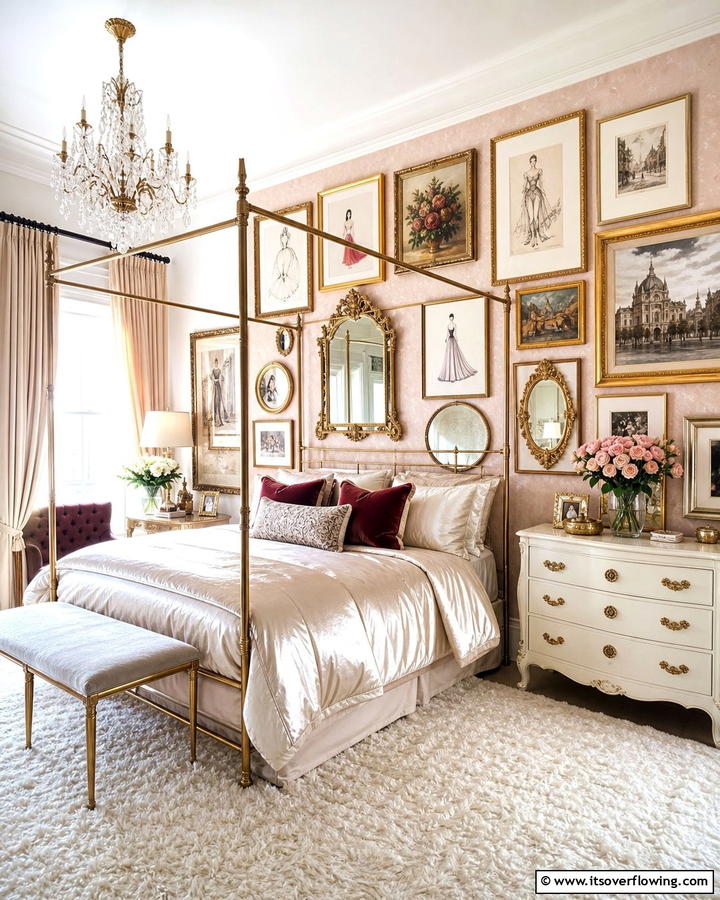 Gallery Wall Art - 20 Blair Waldorf Bedroom Ideas- Chic & Elegant Styles