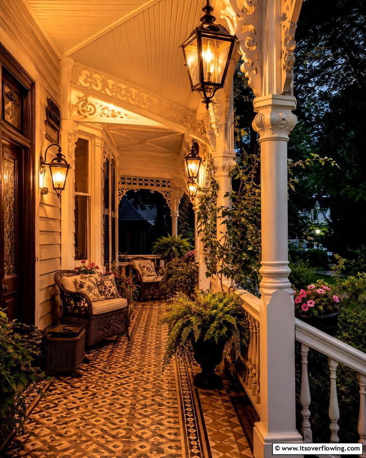 Gas Lantern Style Lighting - 20 Charming Victorian Porch Ideas for a Classic Look