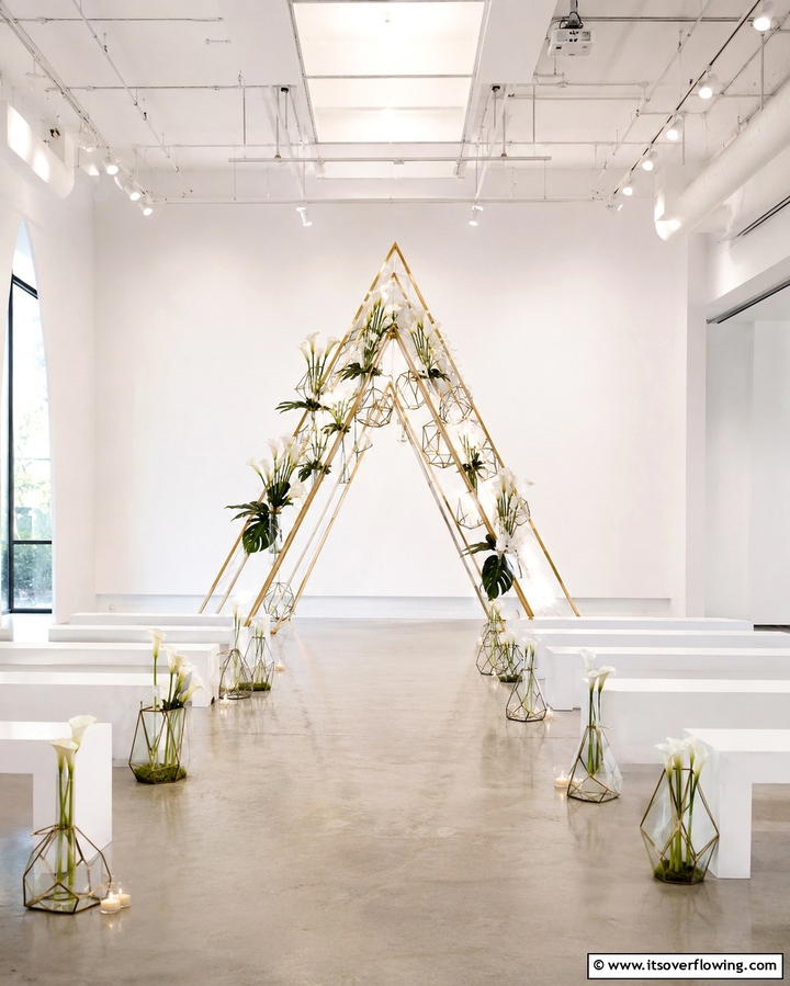 Geometric Arch - 30 Stunning Wedding Altar Design Inspirations