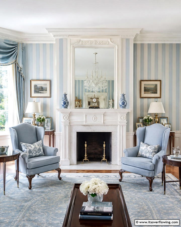 Georgian Fireplace - 20 Traditional Fireplaces for a Classic Home
