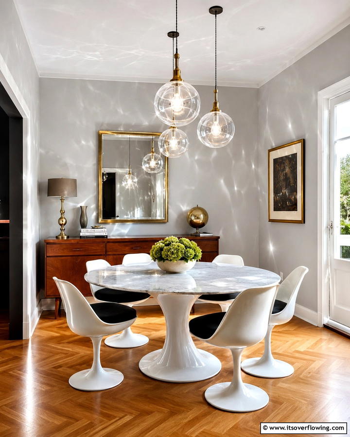 Glass Pendant Wonders - 30 Small Dining Room Lighting Ideas for Cozy Ambiance