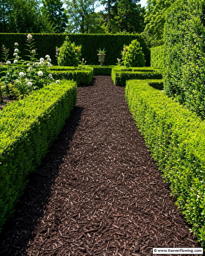 Hardwood Mulch Pathway - 25 Mulch Pathway Ideas for a Beautiful Garden