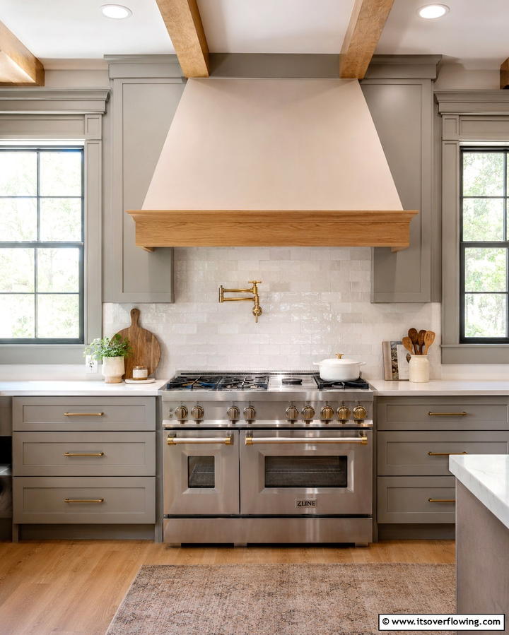 Hidden Appliances for a Seamless Look - 25 Transitional Kitchen Ideas for Modern Homes
