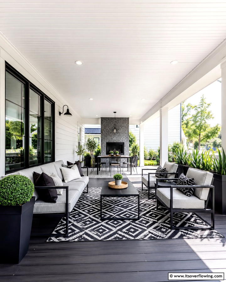 Horizontal Vinyl Panels for a Unique Layout - 20 Vinyl Porch Ceiling Ideas for a Stunning Outdoor Look