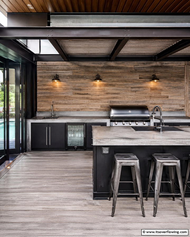 Industrial Chic Design - 30 Pool House with Outdoor Kitchen Designs for Entertaining