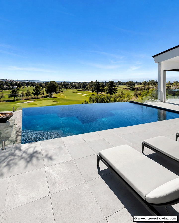 Infinity Edge Effect - 25 Semi Inground Pool Ideas for a Stunning Backyard