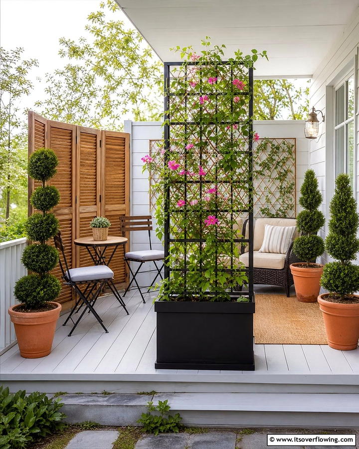 Innovative Space Dividers - 21 Small Porch Decor Ideas for Welcoming Entryways