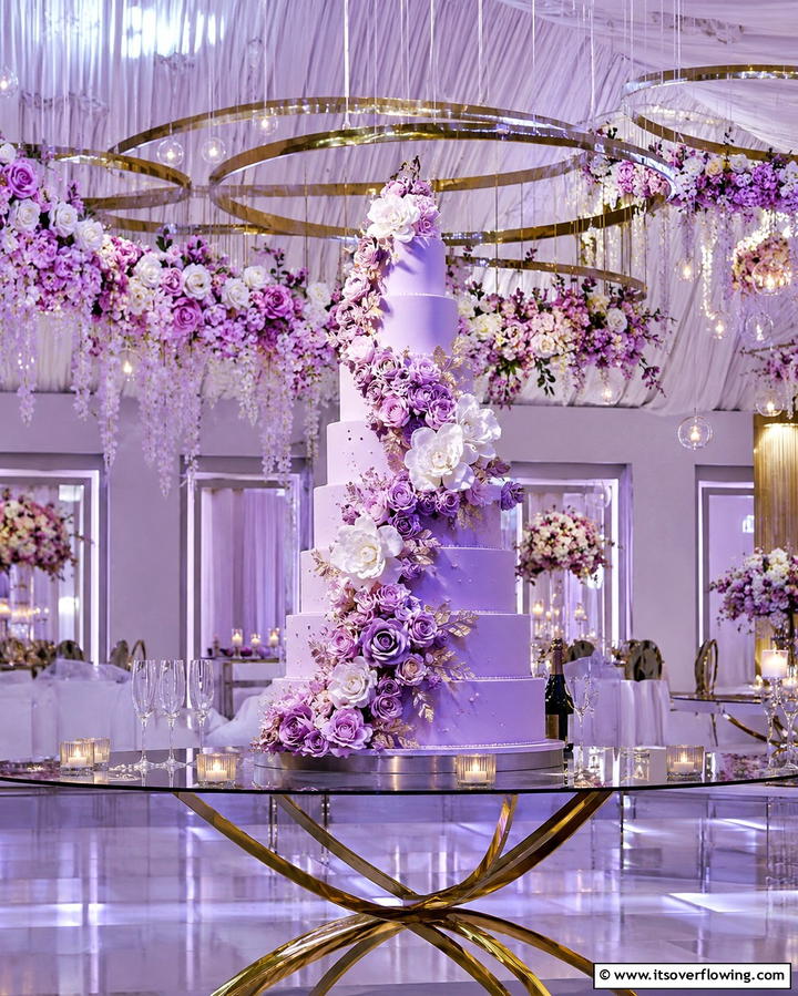 Lilac Wedding Cake - 30 Purple Wedding Theme Ideas for Regal Celebrations