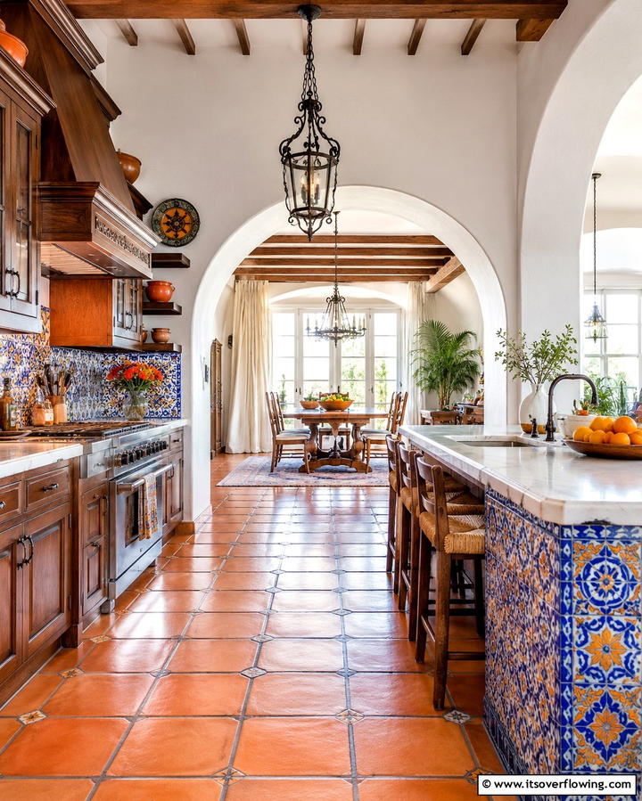 Mediterranean Archways - 30 Spanish Style Kitchen Ideas for Old-World Elegance
