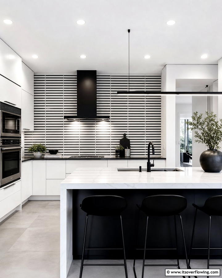 Minimalist Linear Designs - 25 Black and White Kitchen Backsplash Ideas