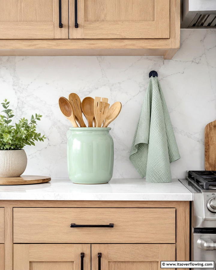 Mint Green Utensil Holder - 25 Mint Kitchen Decor Ideas for a Fresh Look
