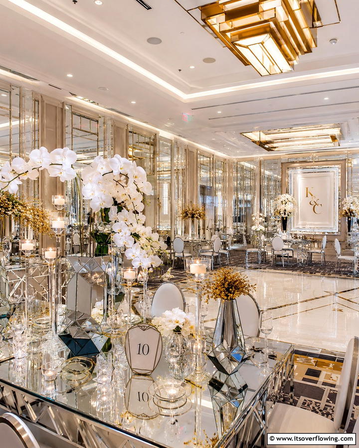Mirrored Decor Accents - 25 Art Deco Wedding Ideas for Glamorous Celebrations
