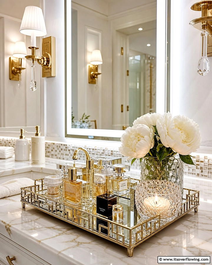 Mirrored Tray for a Touch of Elegance - 25 Stylish Bathroom Tray Ideas to Organize and Decorate