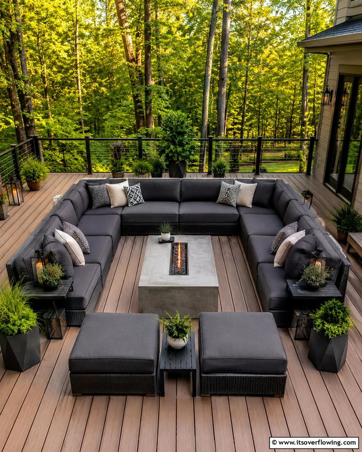 Modular Seating Units - 25 Stylish Deck Seating Ideas for Outdoor Entertaining