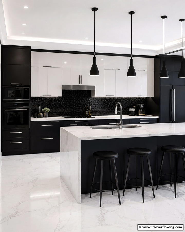 Monochrome Italian Kitchens - 20 Italian Kitchen Design Ideas for a Classic Look