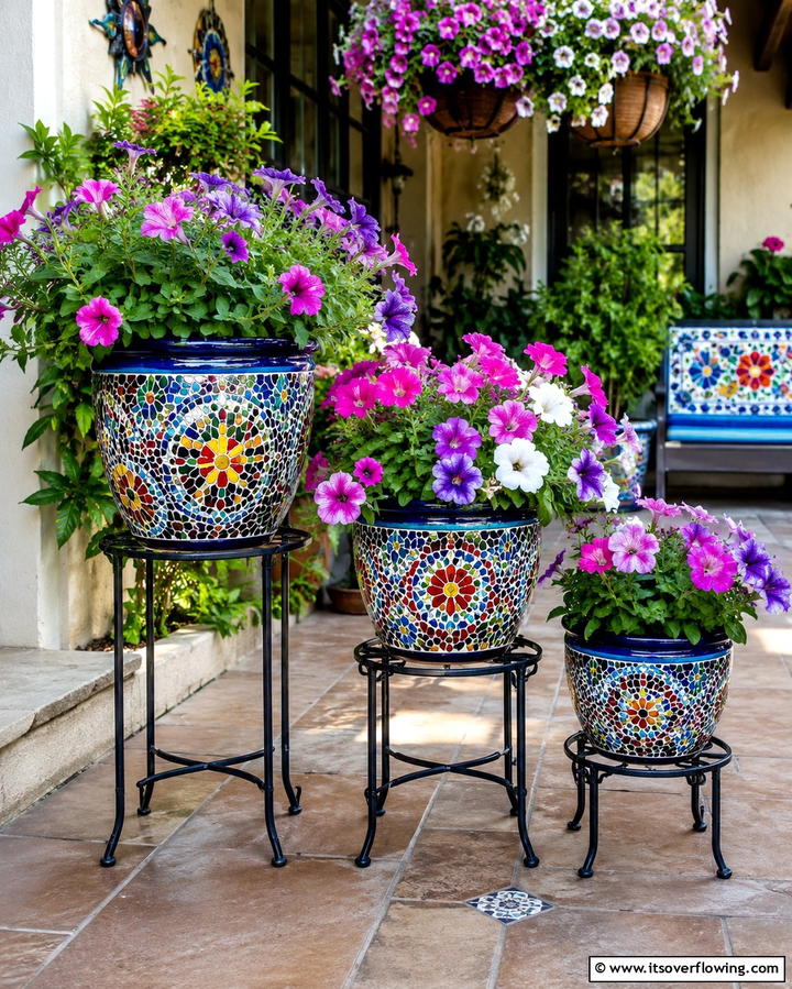 Mosaic Planter Stands - 25 Mosaic Garden Ideas to Add Artistic Flair