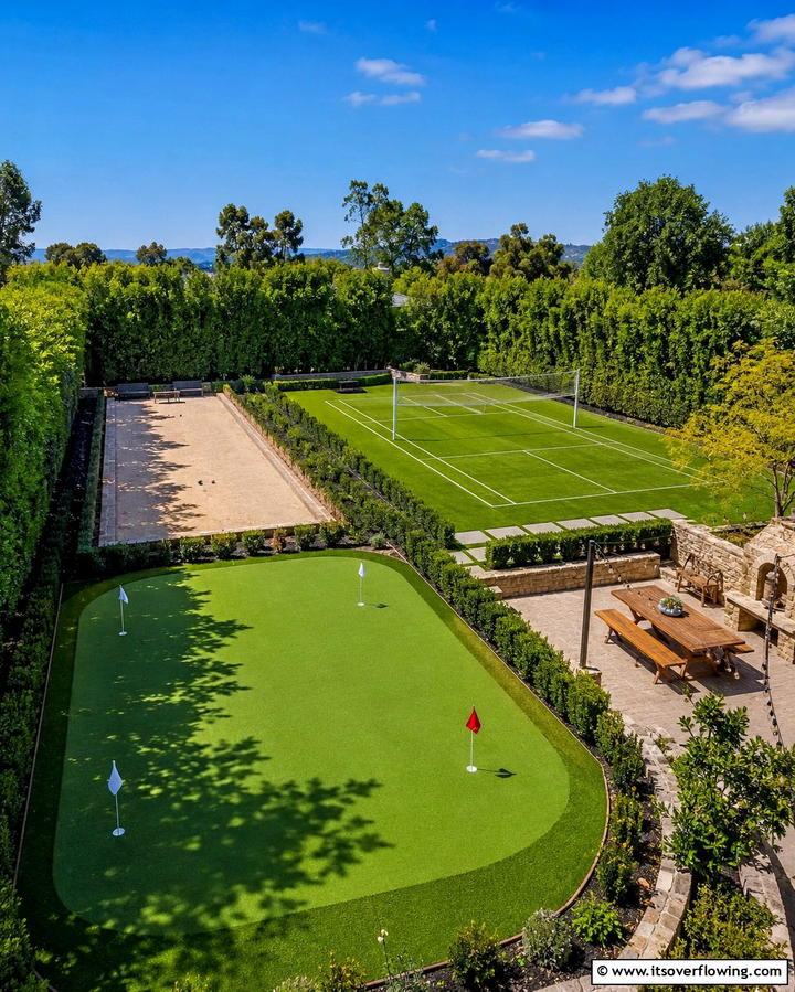 Multi Sport Lawn with Putting Green - 25 Backyard Putting Green Ideas for Golf Enthusiasts