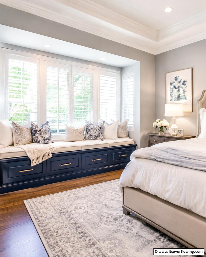 Navy Blue Window Seat - 25 Navy Blue Bedroom Ideas for a Serene Retreat