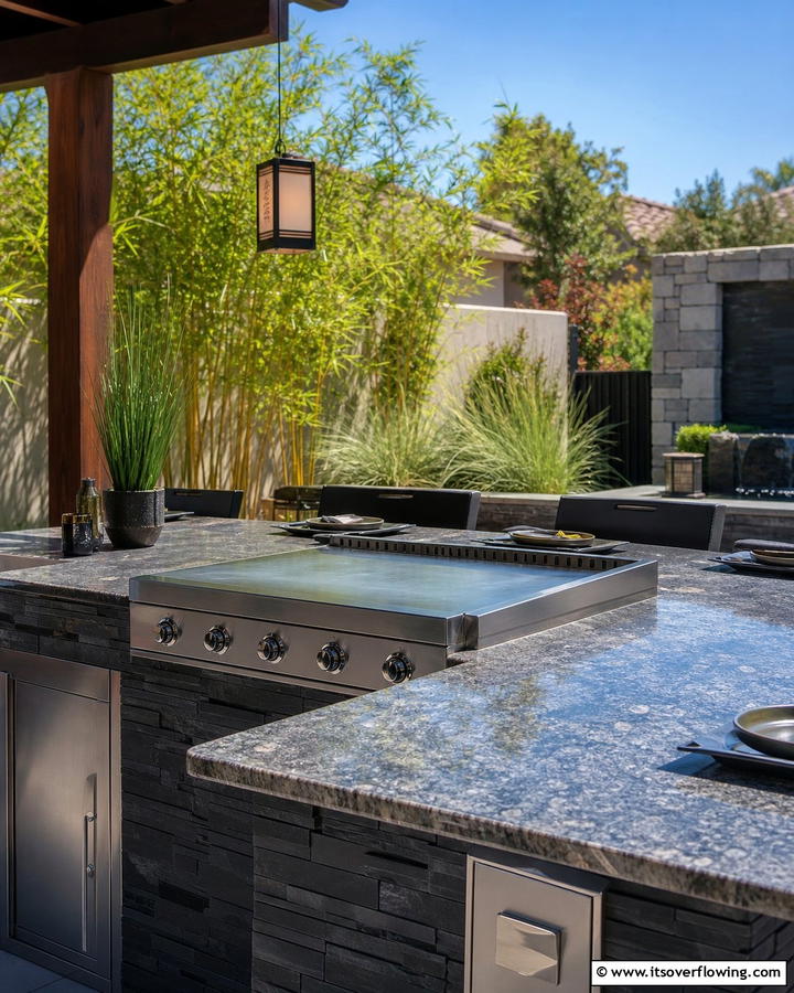 Outdoor Kitchen with a Teppanyaki Grill - 20 Luxury Outdoor Kitchen Ideas for Gourmet Cooking