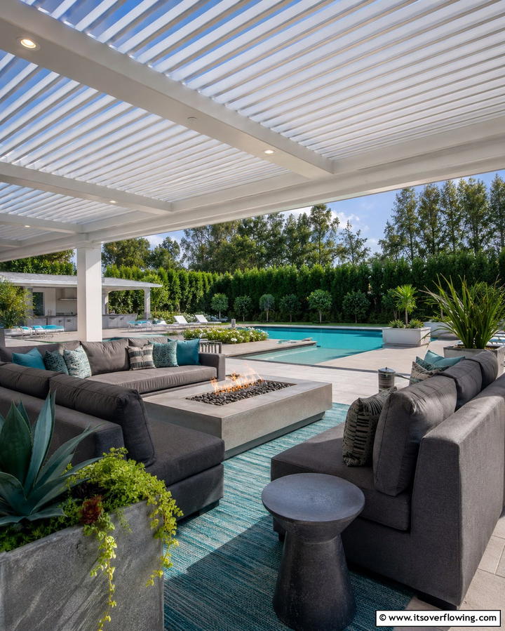 Outdoor Living Rooms - 25 South Florida Landscaping Ideas for Tropical Vibes