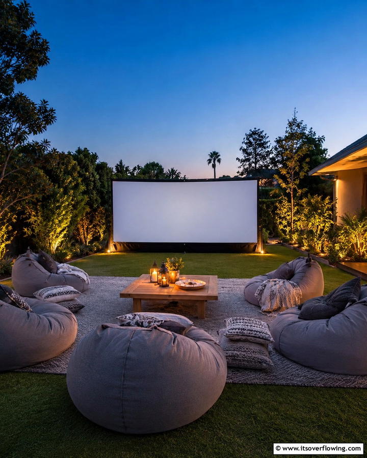 Outdoor Movie Space - 30 Florida Backyard Ideas for Tropical Outdoor Living