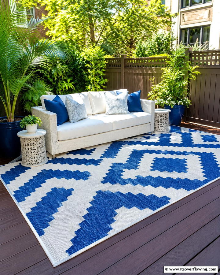 Outdoor Rugs for Comfort - 30 Space-Saving Townhouse Backyard Design Ideas
