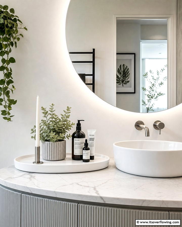 Oval Tray for a Sleek Design - 25 Stylish Bathroom Tray Ideas to Organize and Decorate