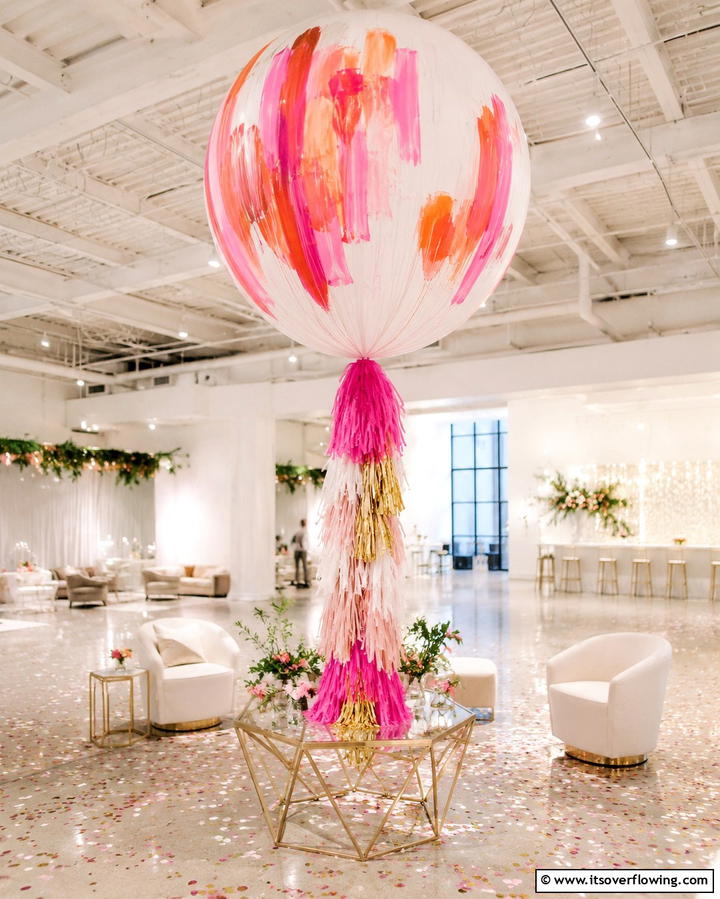 Oversized Balloon Statement Piece - 25 Stunning Balloon Centerpiece Ideas for Any Event