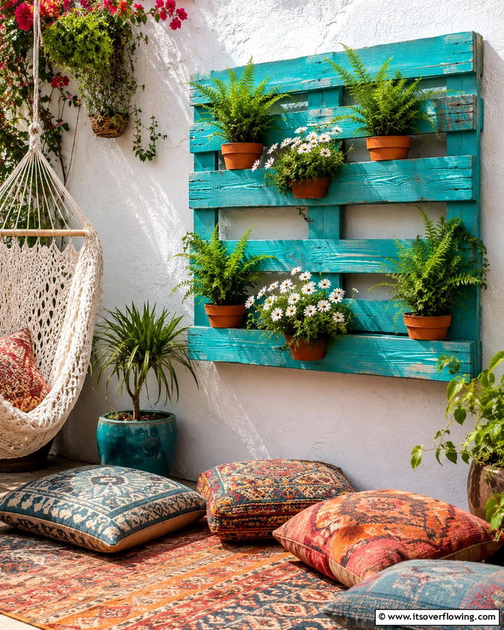 Painted Pallet Garden - 25 Vertical Pallet Garden Ideas for Urban Spaces