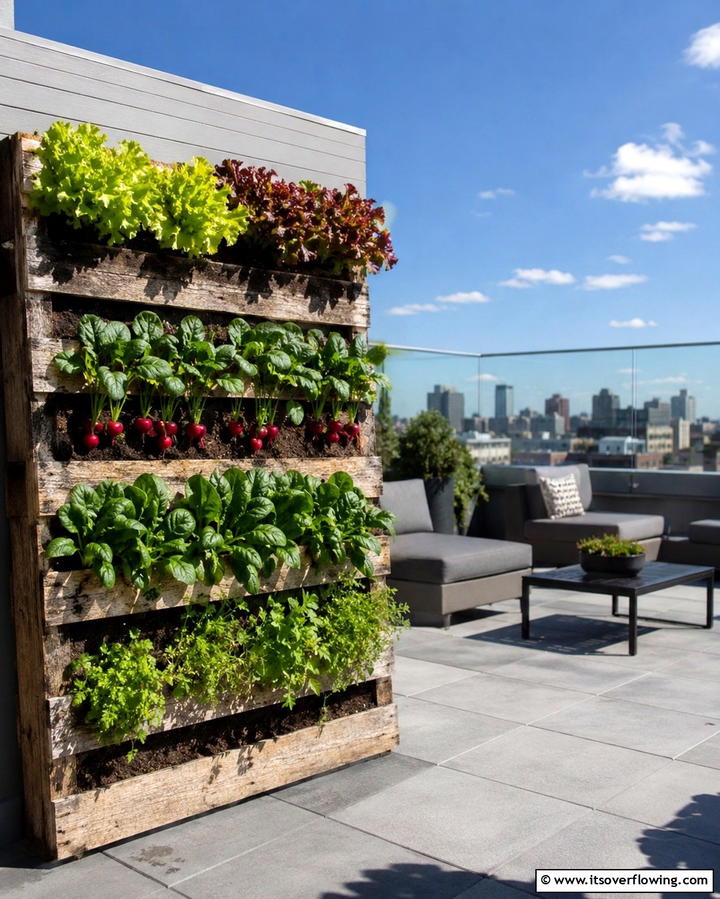 Pallet Vegetable Garden - 25 Vertical Pallet Garden Ideas for Urban Spaces