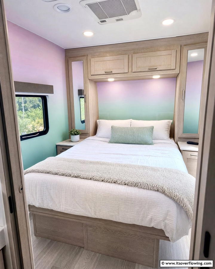 Pastel Ombre Shades - 25 RV Wallpaper Ideas for a Stylish and Comfortable Space