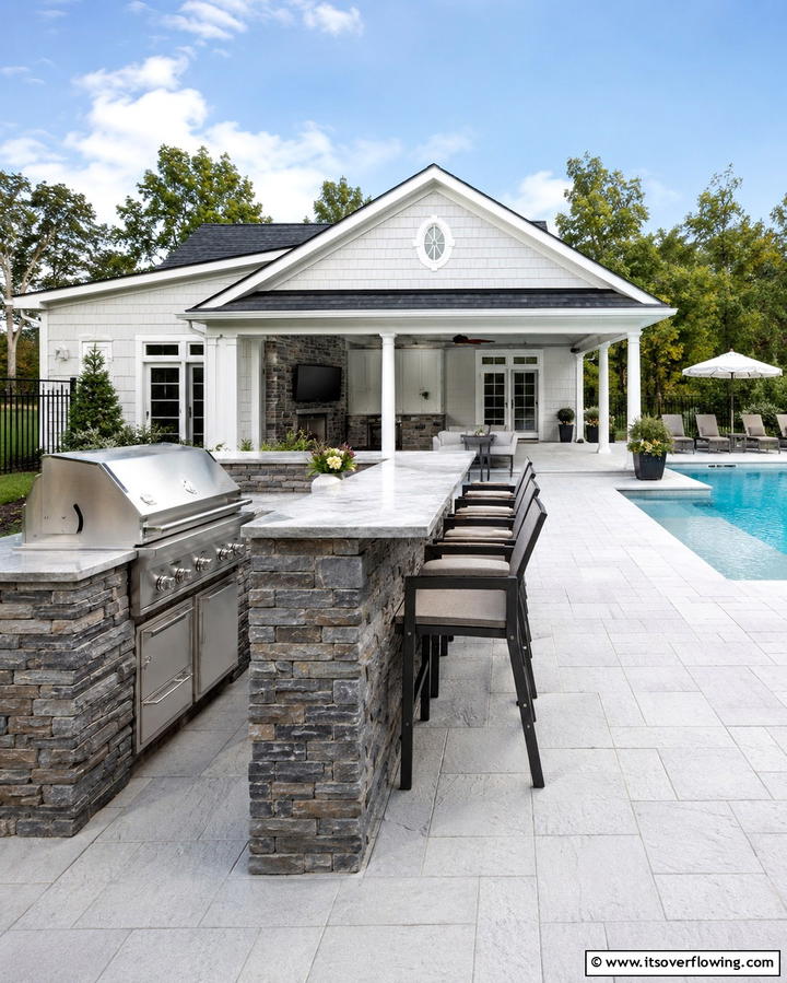 Pool House with Outdoor Barbecue Station - 30 Pool House with Outdoor Kitchen Designs for Entertaining