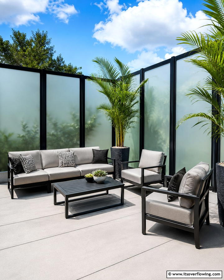 Privacy Screens - 30 Space-Saving Townhouse Backyard Design Ideas