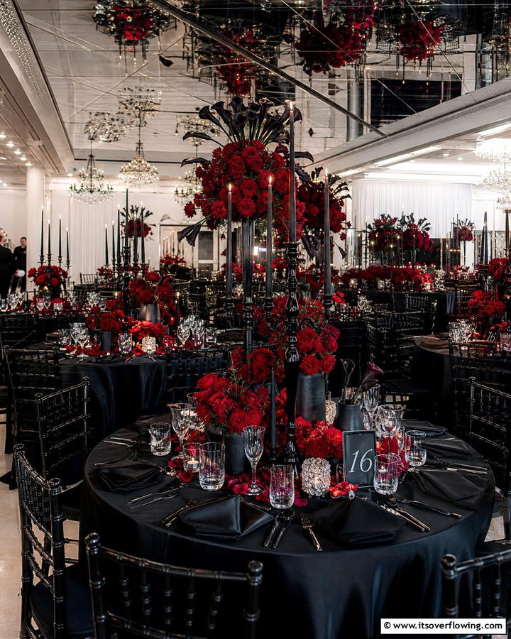 Red and Black Wedding Centerpieces - 17 Red and Black Wedding Ideas for Dramatic Nuptials