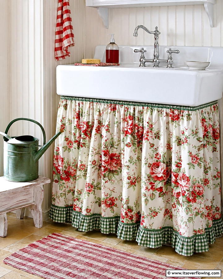 Retro Sink Skirts - 30 Vintage 1930s-1940s Kitchen Design Ideas & Inspiration