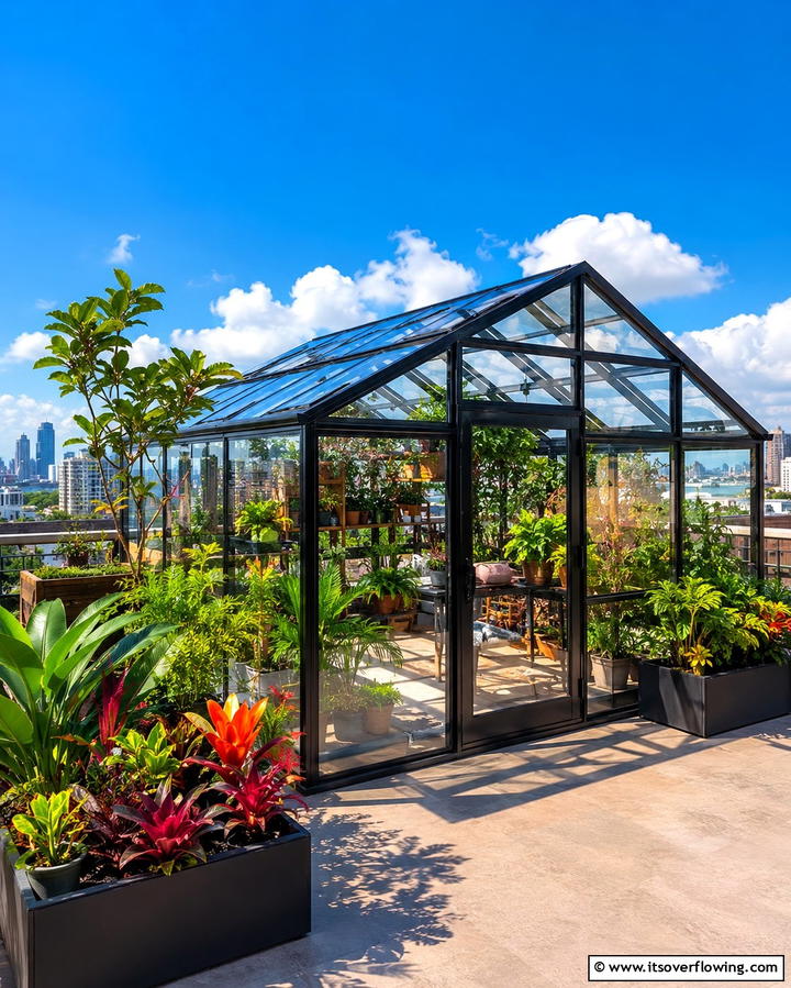 Rooftop Greenhouses - 25 Rooftop Garden Ideas for Urban Green Spaces