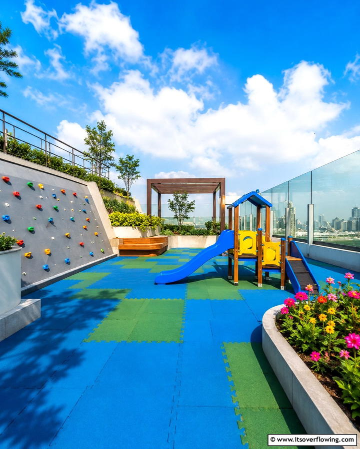 Rooftop Play Area for Kids - 25 Rooftop Garden Ideas for Urban Green Spaces