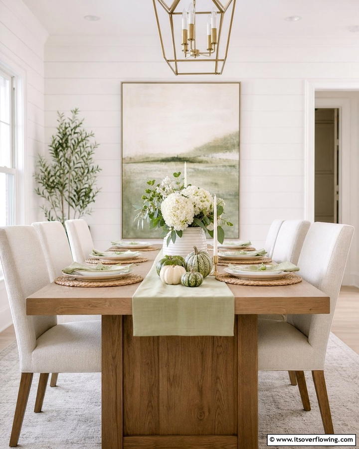 Simple Centerpiece Ideas - 21 Charming Thanksgiving Decoration Ideas for a Festive Home
