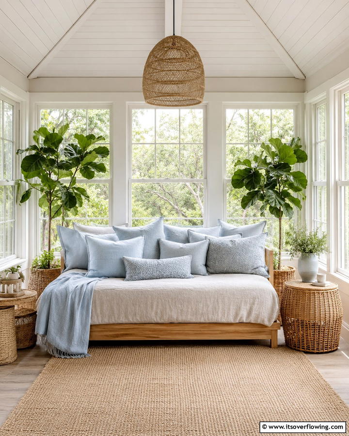 Sky Blue Throw Pillows - 25 Sky Blue Bedroom Ideas for a Serene Retreat