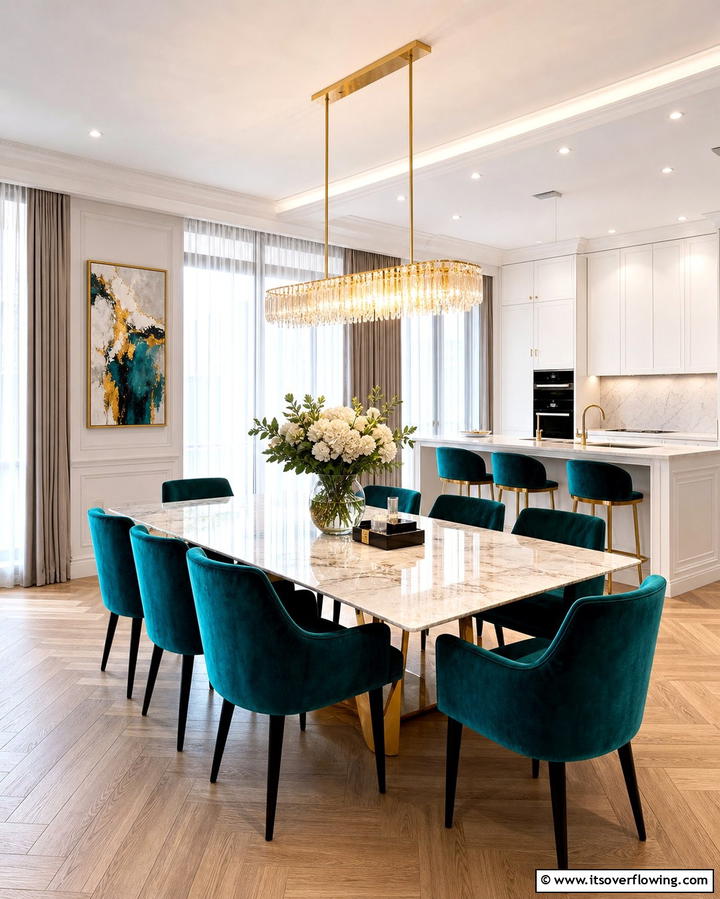 Sophisticated Dining Spaces - 21 Luxury Kitchen Ideas for a High-End Culinary Experience