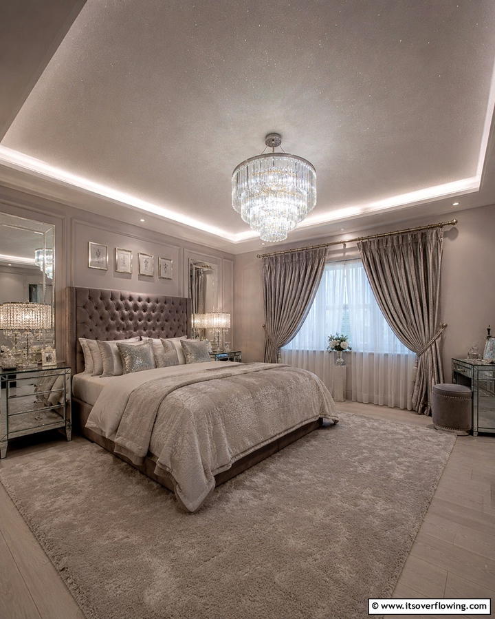 Sparkling Accent Ceiling - 30 Creative Ceiling Paint Ideas to Transform Any Room’s Ambiance