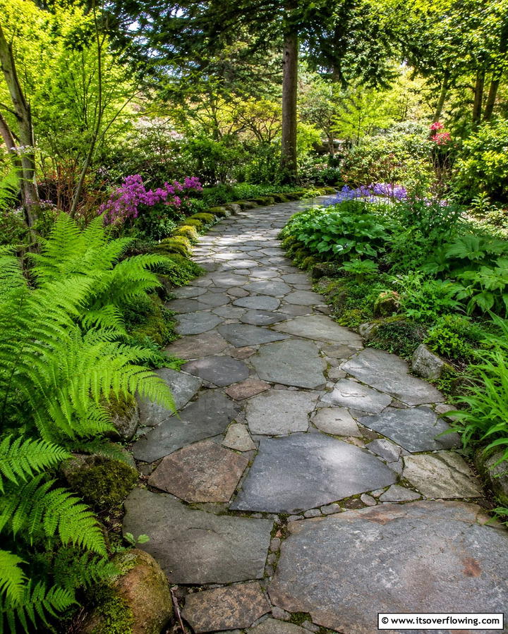 Stone Paved Serenity - 25 Curved Walkway Ideas for a Charming Garden Path
