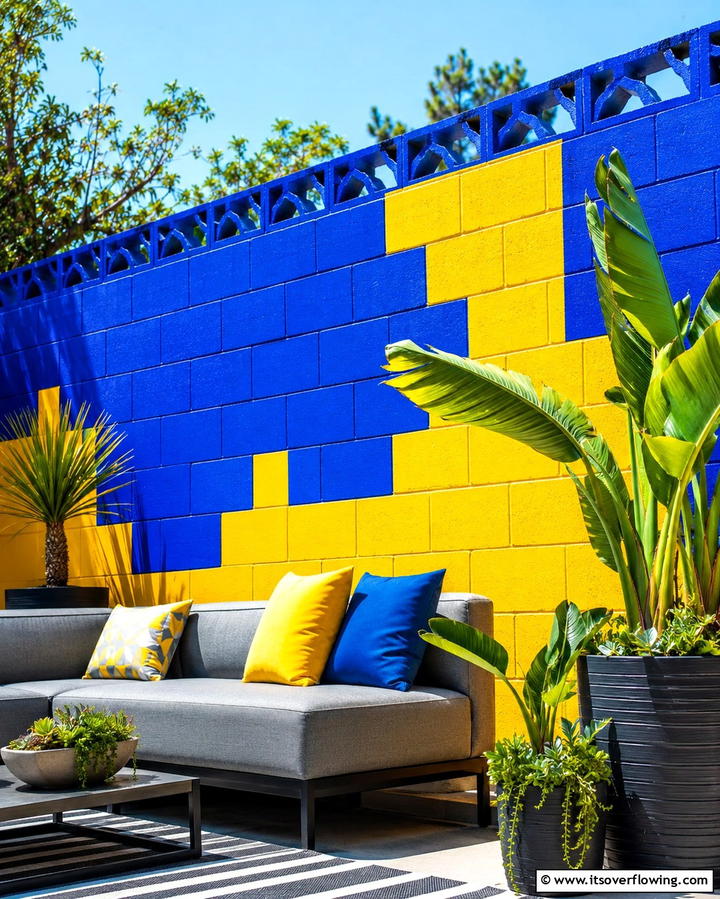 Sustainable Green Wall - 30 Creative Cinder Block Fence Designs for Outdoor Spaces