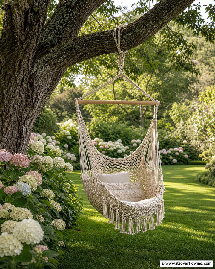 Swinging Hammock Chair - 25 Garden Seating Ideas for Relaxing Outdoor Spaces