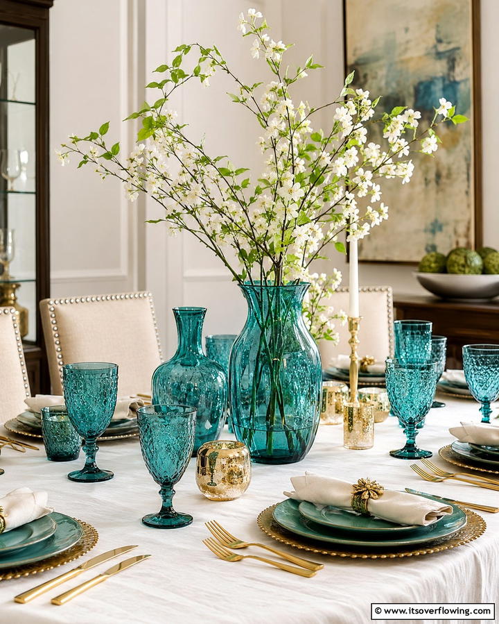 Teal Accessories for a Cohesive Look - 20 Teal Dining Room Ideas for a Vibrant Space