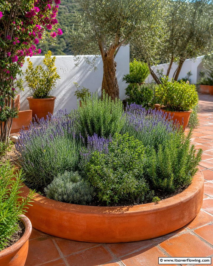 Terracotta Round Garden Bed - 20 Round Garden Bed Ideas for Unique Landscapes