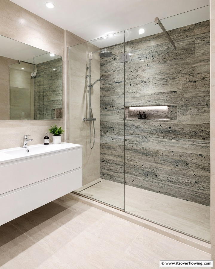 Travertine Accent Wall - 25 Travertine Tile Bathroom Ideas for Natural Beauty